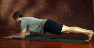 thef eet in forearm plank